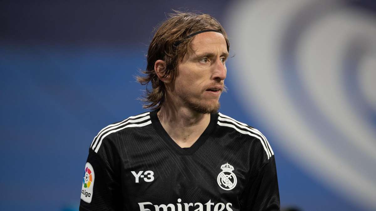 Dalla Spagna - Niente Juve per Modric: chiuderà la carriera al Real e poi sarà dirigente