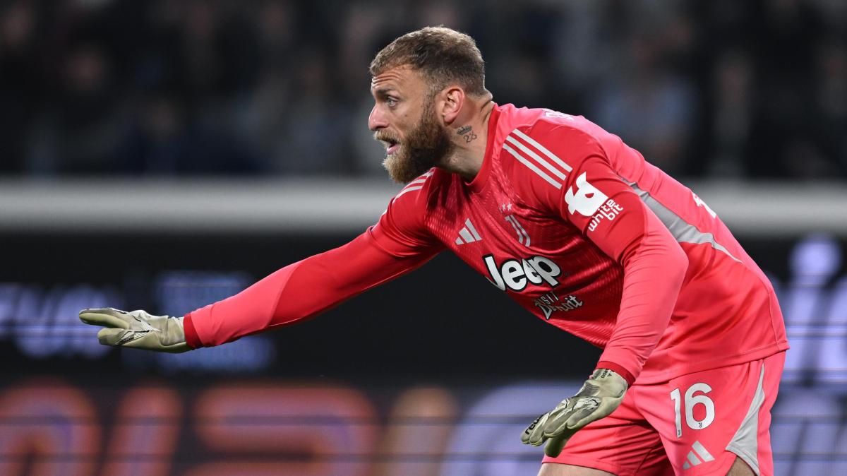 Juve-Bologna, possibile scambio Di Gregorio-Holm?