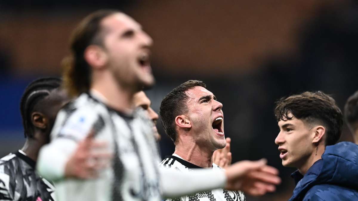 VLAHOVIC su Instagram: “Non smettiamo mai di crederci”