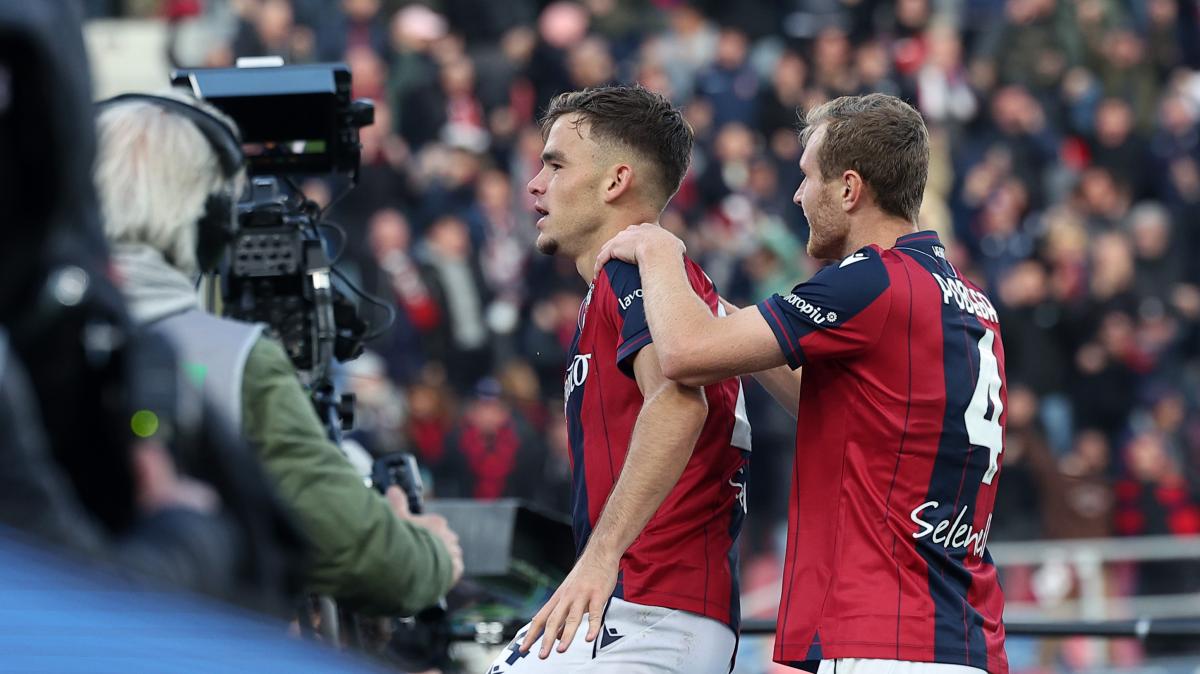 Serie A, Bologna-Napoli 2-0 e Genoa-Fiorentina 2-2. La classifica aggiornata 