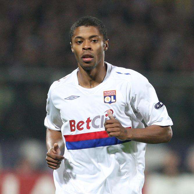 BASTOS: "PER ORA NON PARLO DELLA JUVE"