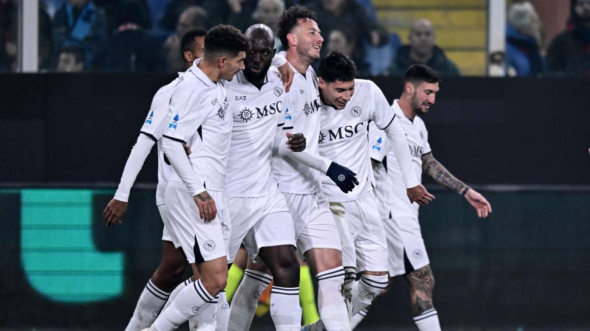 Il Napoli batte anche la Juventus e avanza nelle quote scudetto: solo l'Inter davanti alla squadra di Conte 