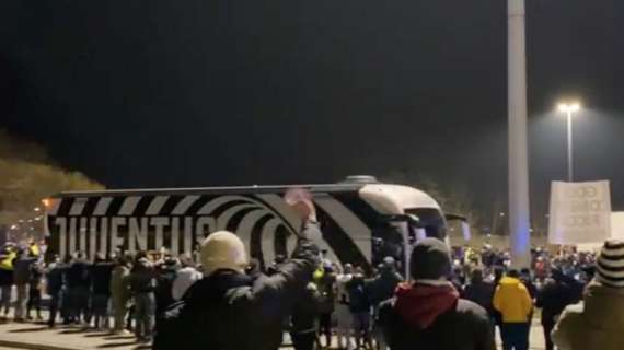 LIVE TJ - Le immagini dell'arrivo della Juventus (VIDEO)