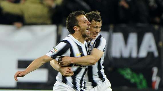 VIDEO - Del Piero, la punizione che fa esplodere lo Juventus Stadium