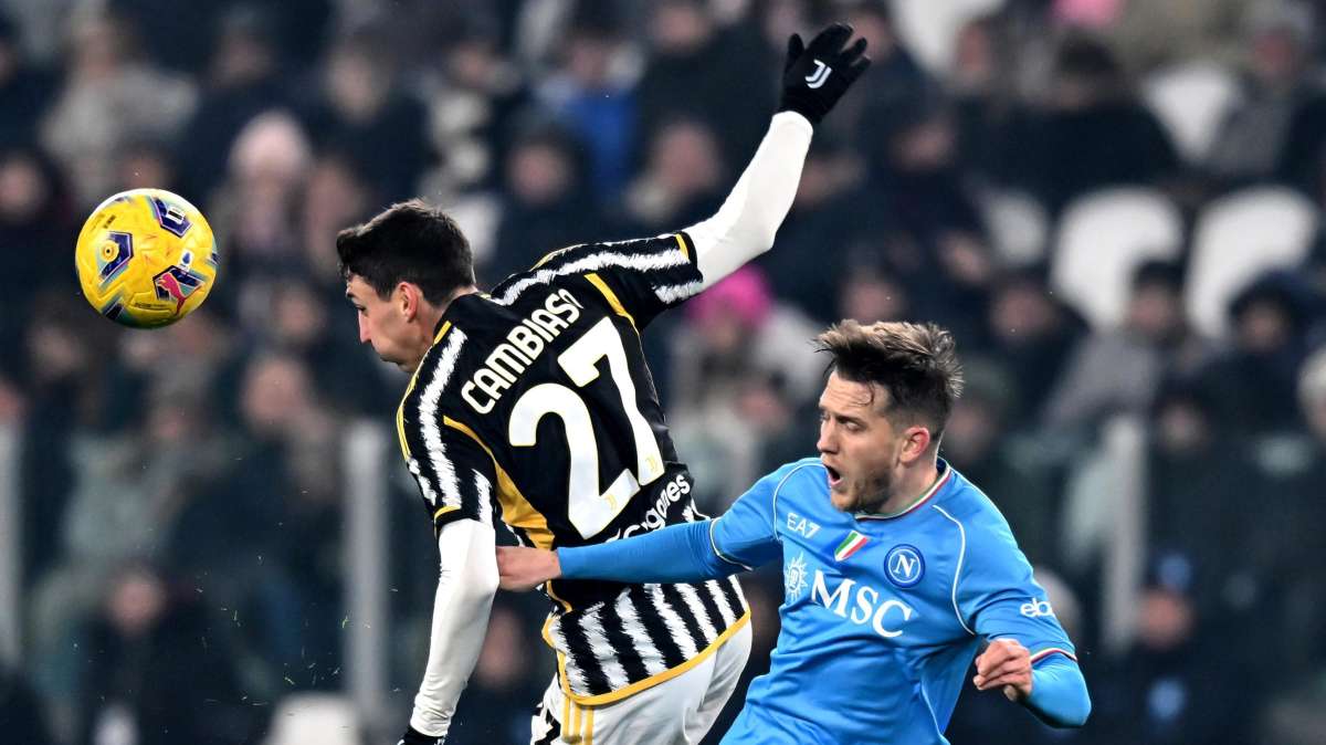Repubblica - Il Napoli non ha perso le speranze di rinnovare con Zielinski