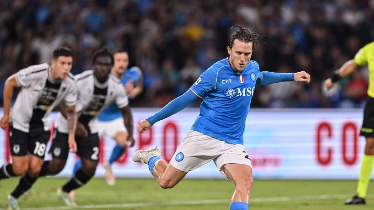 Zielinski, niente rinnovo con il Napoli, ma l'Inter è in pole position