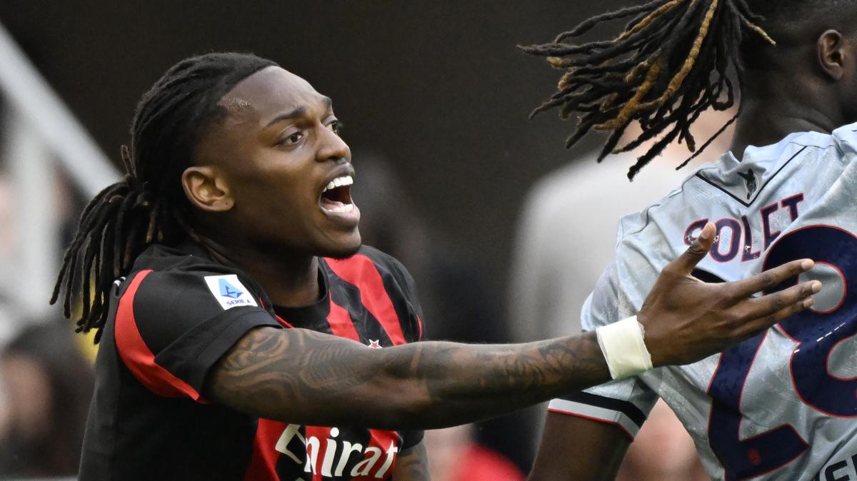 Milan, Leao rapper in italiano: "Sputerò sangue finché non avrò vinto"