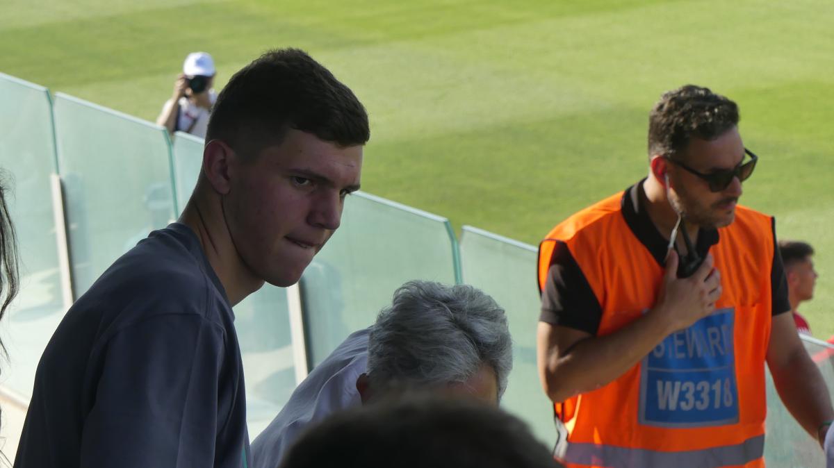 Qui Parma - Carboni si presenta: “Ringrazio la società per la fiducia. Il mio obiettivo è crescere”