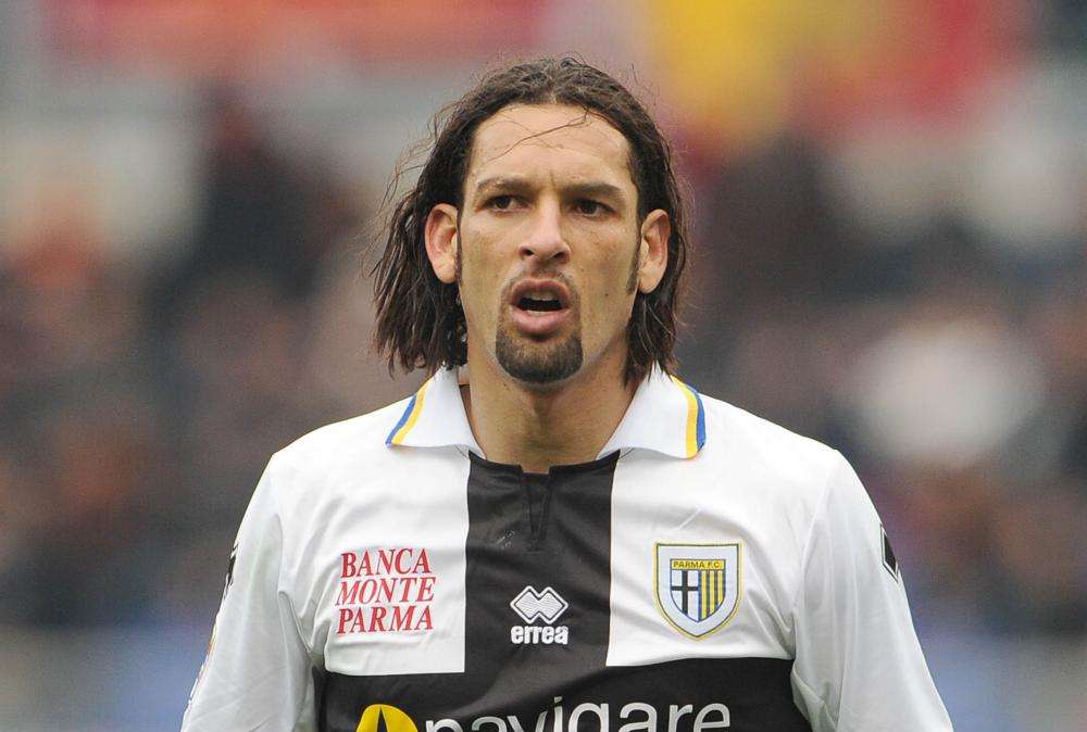 Ag. Amauri: "Disponibili a trattare con il Genoa"