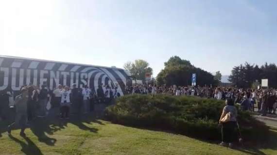 LIVE TJ - L'arrivo della Juventus all'Allianz Stadium (VIDEO)