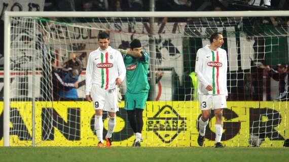 FINALE CESENA-JUVENTUS 2-2, DOPPIETTA DI MATRI, JIMENEZ ACCORCIA SU RIGORE,JUVE IN DIECI, ESPULSO MOTTA, PAROLO AGGUANTA LA JUVE