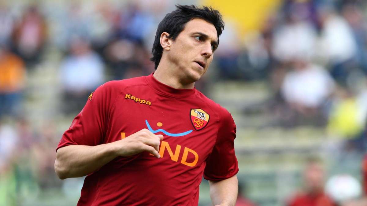 Hidalgo: "Burdisso vuole solo la Roma"