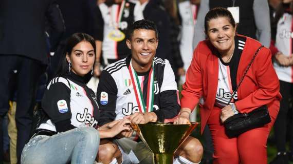 La madre di CR7: "Grande spavento, ma ora sto bene"