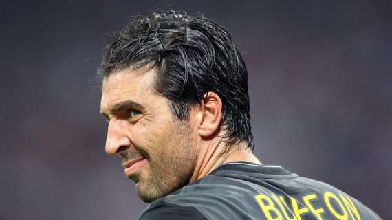 Buffon, Aquilani e Pepe alla cena con i tifosi (VIDEO INEDITI)