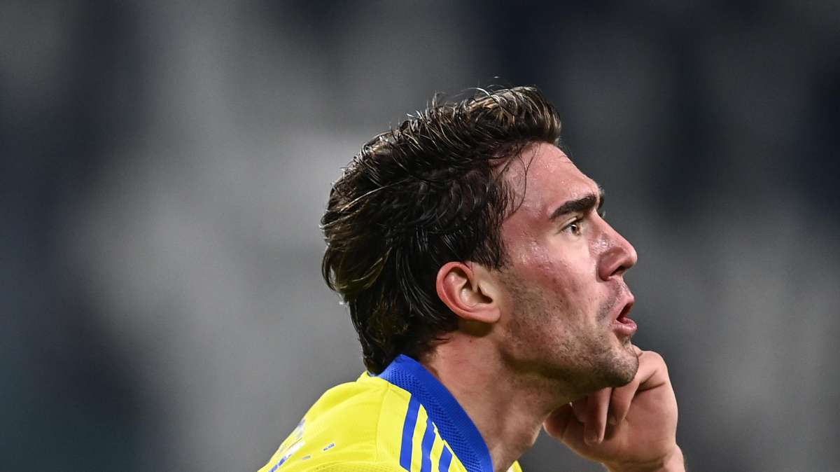 Cassese: "Juve fortissima e Allegri sa vincere, questo mi preoccupa. Tra Vlahovic e Osimhen scelgo il secondo tutta la vita"