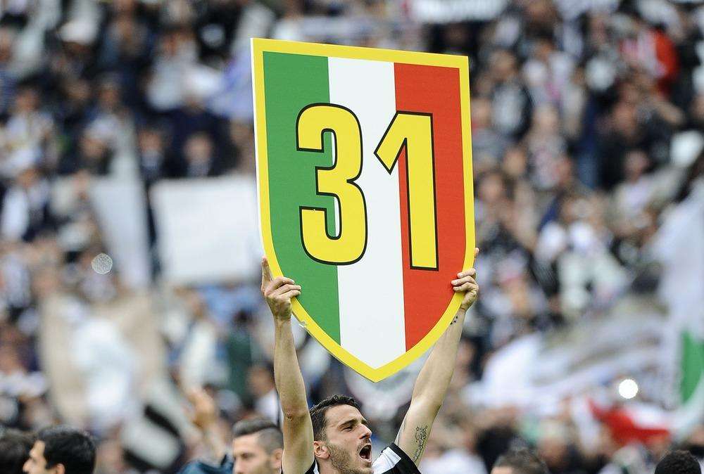 BONUCCI: "Auguri al mio amico Arturo!!!"