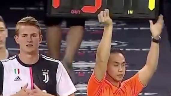 Sportitalia - Il momento dell’esordio di Matthijs DeLigt con la maglia della Juventus (VIDEO)