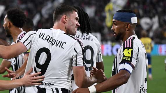 Vlahovic su Instagram posta delle foto