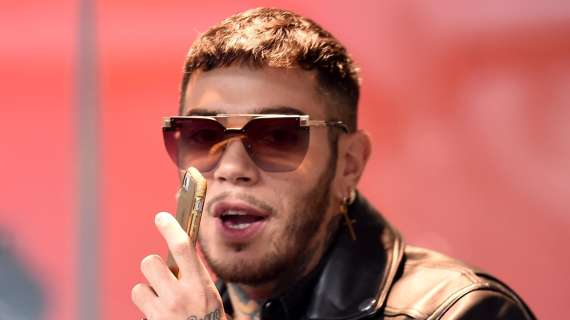 Inchiesta Doppia Curva, Emis Killa tra gli indagati: non parteciperà a Sanremo 2025