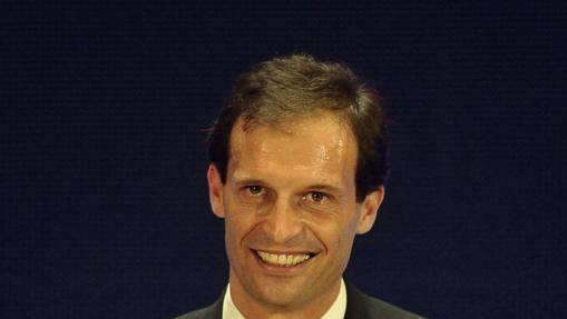 MAX, PENSA CHE DIVERTIMENTO SE...