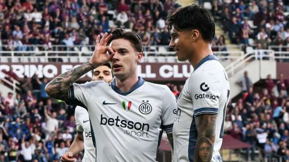 Inter in vantaggio a Torino a fine primo tempo: partita interrotta per qualche minuto a causa di un nubifragio