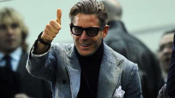 Lapo Elkann sprona Ferrari e Juve: "Voglio vedere perdere il blu a Monza e il blu e nero a San Siro"