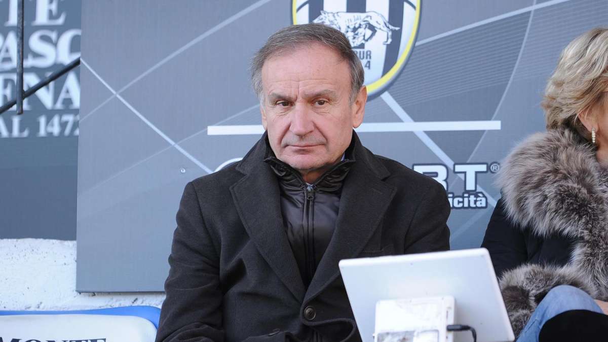 Petrucci: "Del Piero è un esempio, ma io sto con Agnelli"