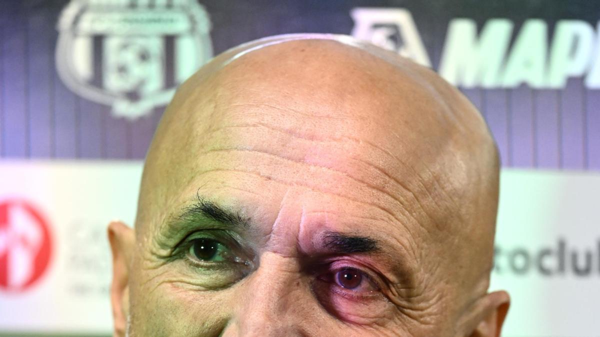 De Blasis: "Oggi i giocatori sentono la pressione di giocare con la Juventus"