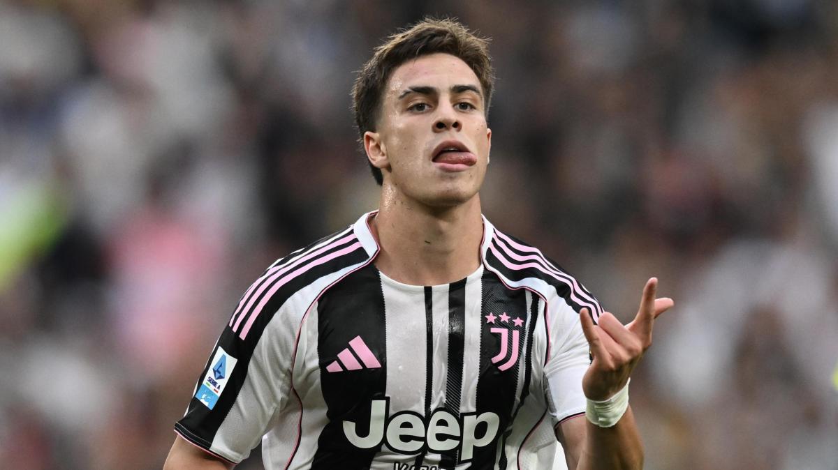 La Juventus celebra le 100 presenze di Yildiz con la maglia bianconera