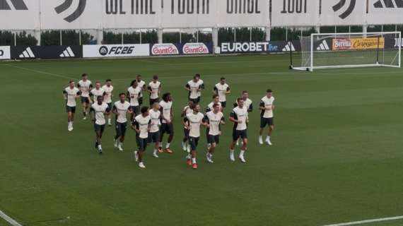 LIVE TJ - Allenamento in corso. Assenti Miretti e Conceicao. Ci sono Zhegrova e Cambiaso. Presenti Scanavino e Modesto (FOTO E VIDEO)