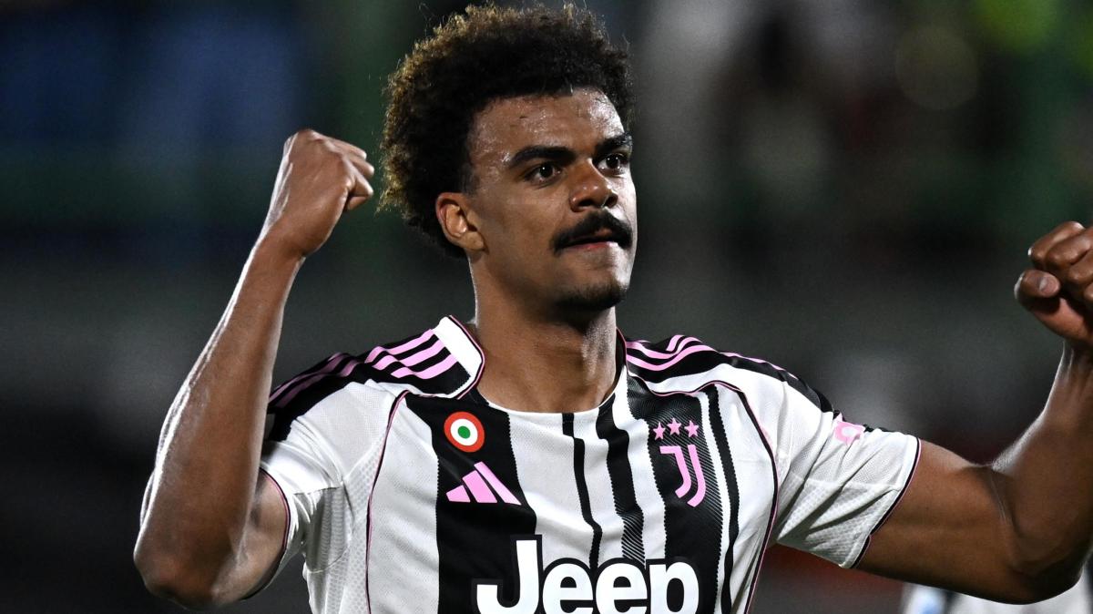 Rosso per l'ex bianconero Renato Veiga: brutto fallo su Yamal ed espulsione