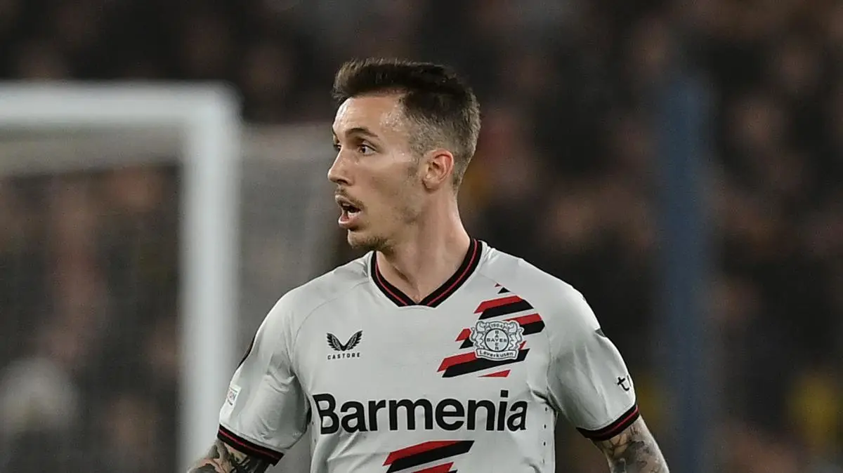 Grimaldo dice sì all’Atletico Madrid: Juventus e Barcellona restano indietro