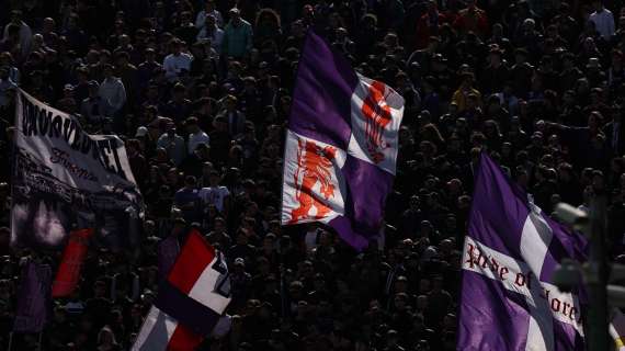 Fiorentina, che stangata dalla UEFA: oltre 80mila euro di multa e chiusura parziale in Conference