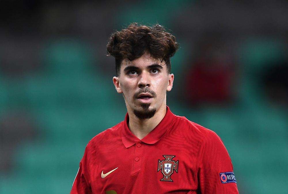 QUI PSG - Vitinha presente alla rifinitura dei parigini, ma è ancora in dubbio per la Juve