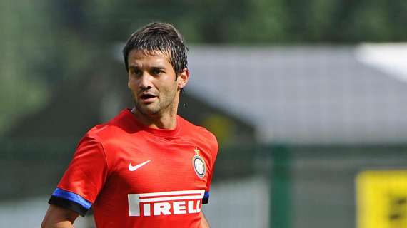 Chivu torna e si traveste da gufo: "La Juve può avere un calo perchè..."