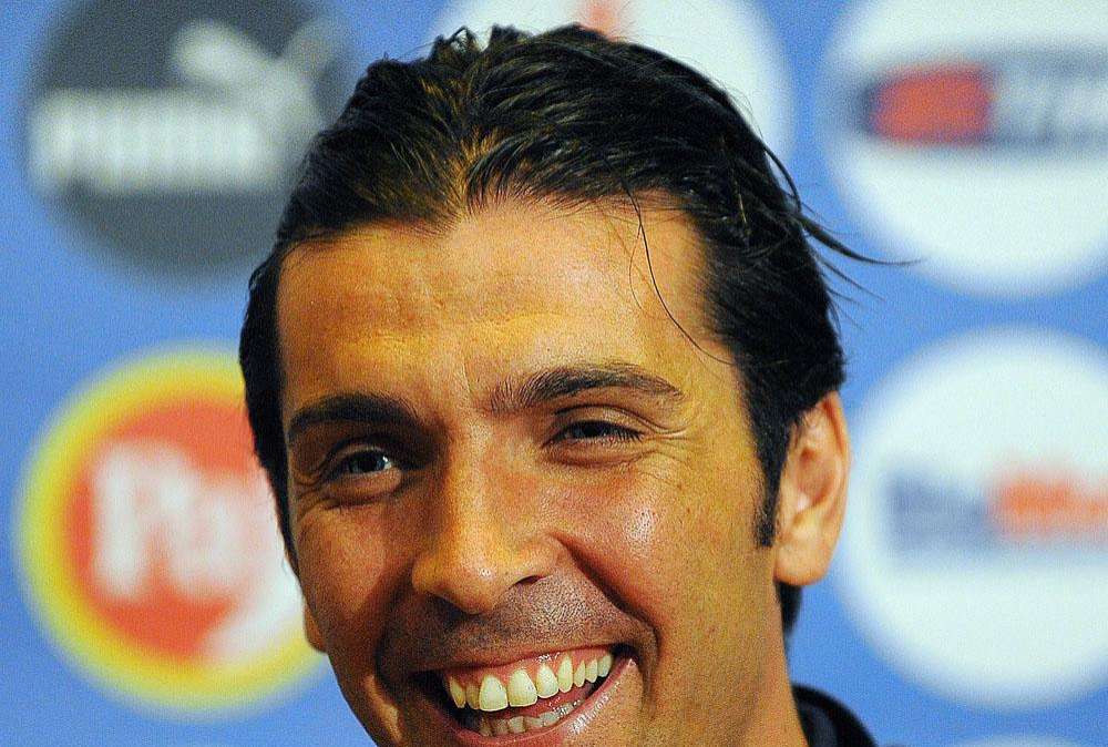 Buffon: "Per cambiare modulo abbiamo chiuso Ferrara negli spogliatoi"