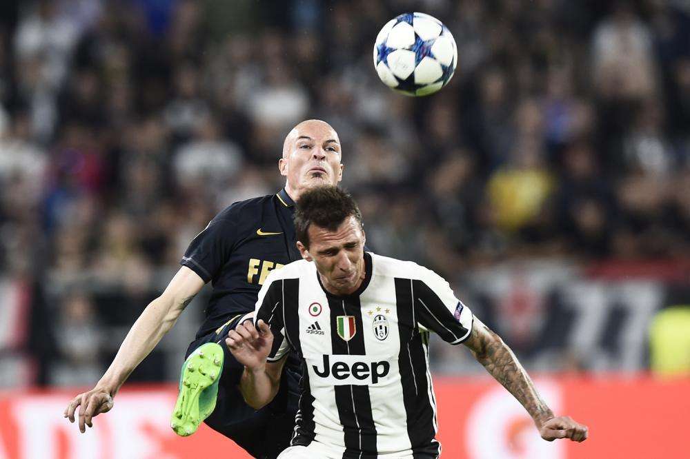 Raggi: "City e PSG favorite per la Champions. La Juve? Non va mai sottovalutata"