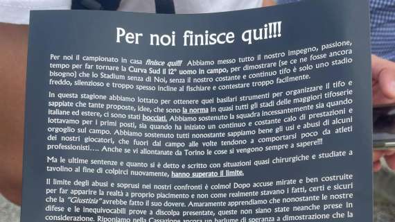 Juventus-Salernitana, la Curva Sud distribuisce ai tifosi un volantino in cui annuncia l'addio allo Stadium