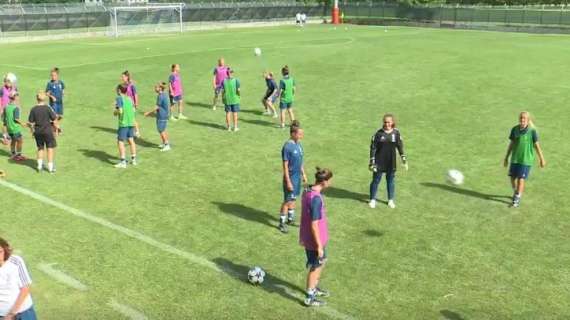 Le ragazze della Juventus impegnate in allenamento (video)