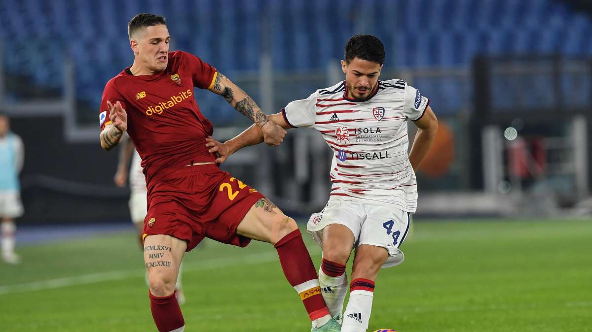 Juve, tre nomi per il centrocampo
