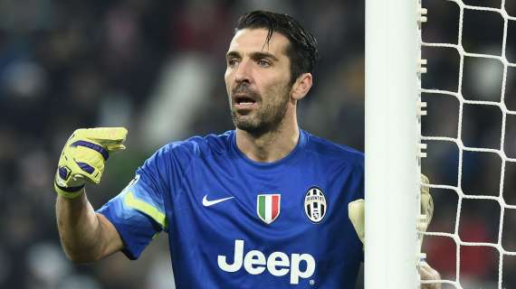La Juve pareggia con l'Atletico Madrid e vola agli ottavi di Champions: Buffon protagonista, Pereyra stenta, Evra in ripresa