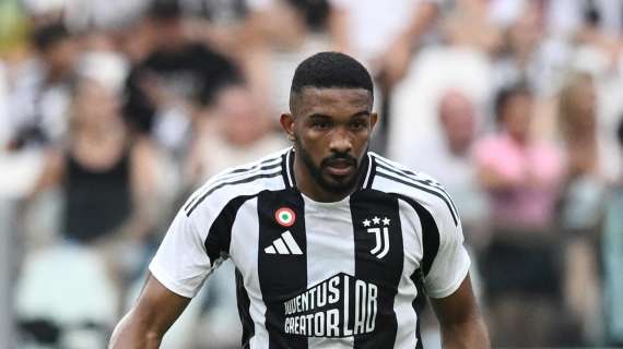 Lesione del crociato per Bremer. La Juventus sui social: "Forza Gleison"