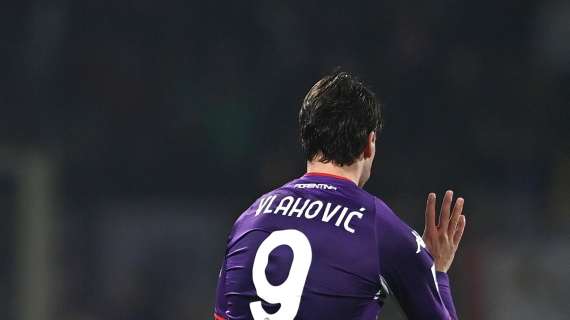 Vlahovic, lo United cerca lo scatto: offerta per gennaio alla Fiorentina