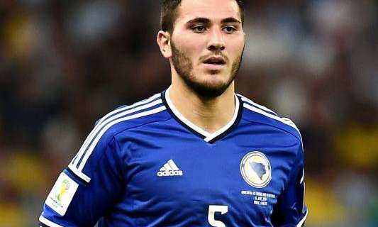 Schalke, il ds Heidel gela la Juve: "No a cessione Kolasinac a gennaio"