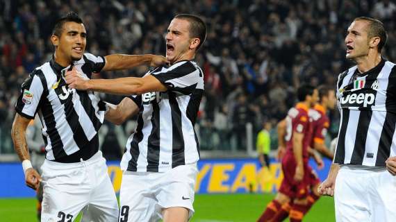 LIVE - JUVENTUS-ROMA 4-1: PIRLO-VIDAL-MATRI-GIOVINCO: CHE LEZIONE A ZEMAN!