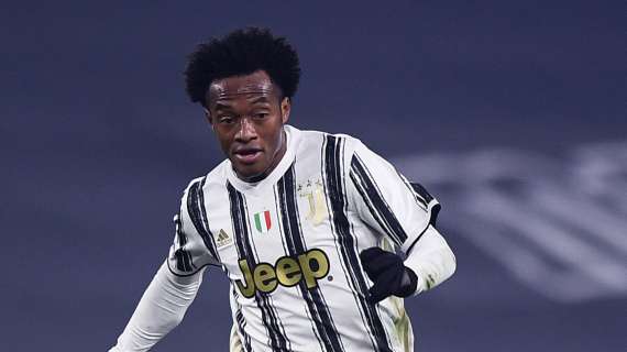 CUADRADO eletto giocatore colombiano dell'anno: "Che onore la fascia da capitano. Il futuro? Alla Juve altri due anni, poi si vedrà"