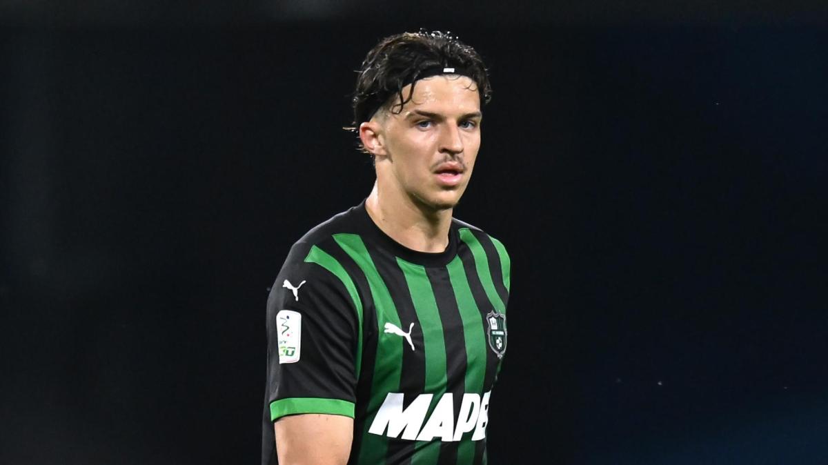 Sassuolo, Carnevali assicura: "Muharemovic non si muoverà a gennaio"