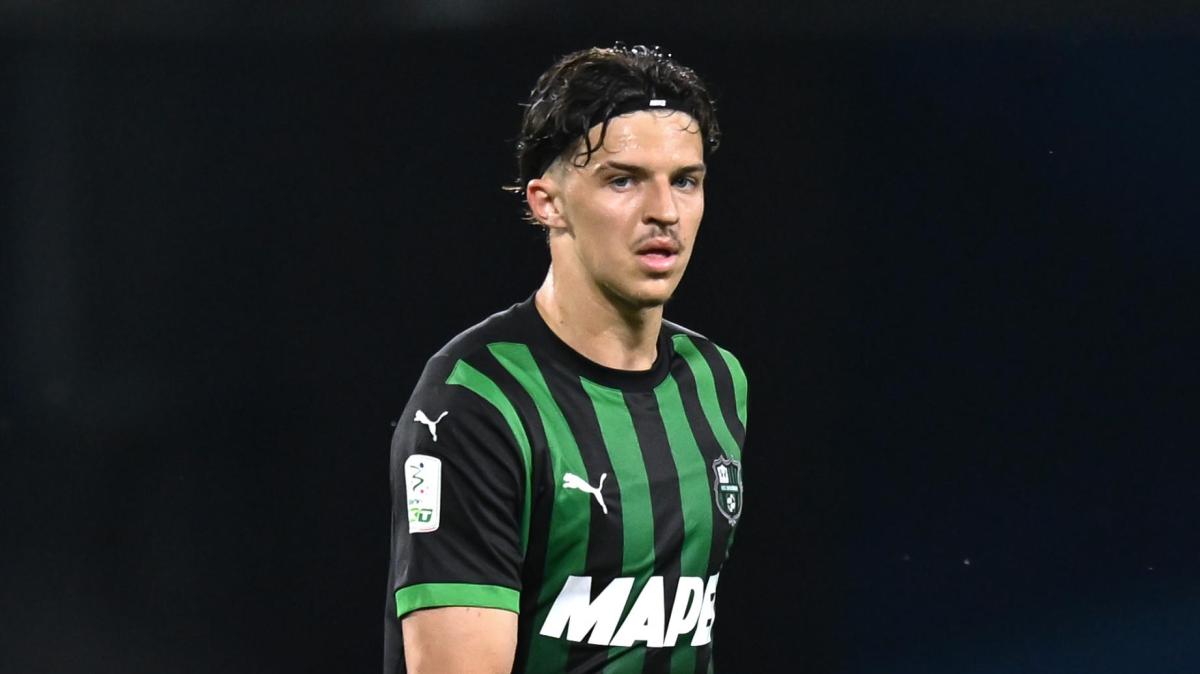 Romano: "Muharemovic non si muove a gennaio". Sassuolo fa muro, Juve e Inter alla finestra