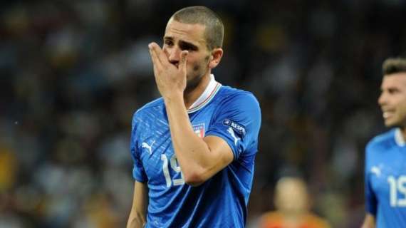 Sky - I legali Juve hanno deciso: patteggiamento anche per Bonucci, Pepe, Alessio e Stellini. Si spera in un "solo" anno di stop per il difensore