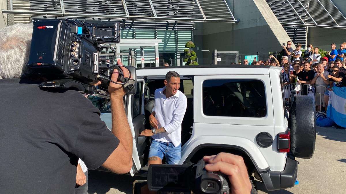 Gazzetta - Usare Di Maria come interno. Che qualità lui e Pogba